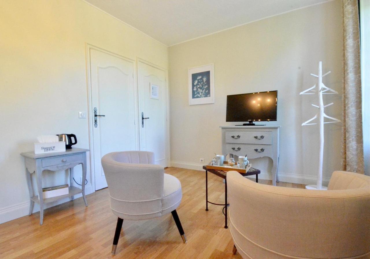 La Suite Au Bon Marechal Живерни Экстерьер фото