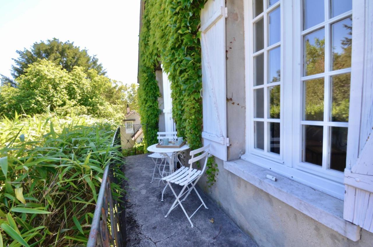 La Suite Au Bon Marechal Живерни Экстерьер фото